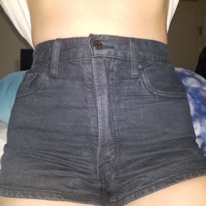 Levi's Ribcage Shorts